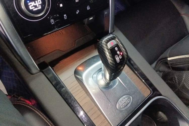 Used Land Rover Discovery Sport 2022 Restyled 249 PS R-Dynamic SE Performance Tech Edition 5 Seats