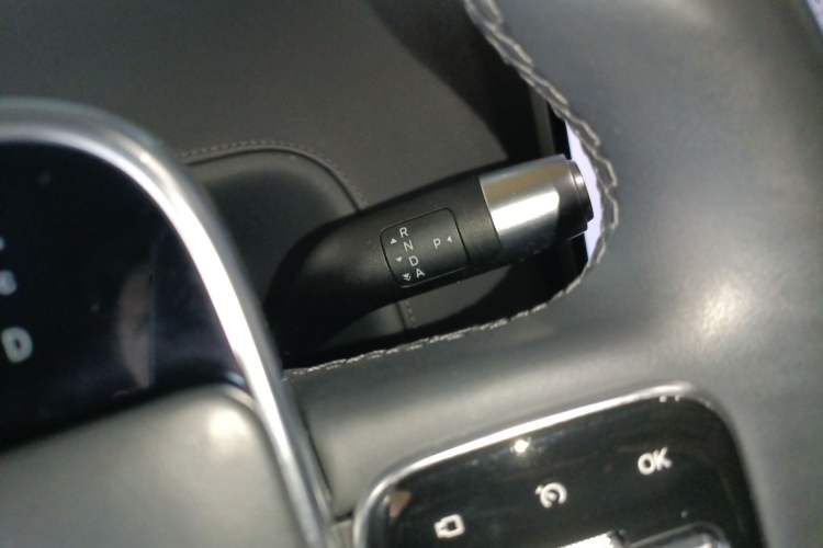 Used Li Auto L8 2023 Max model Gear Lever