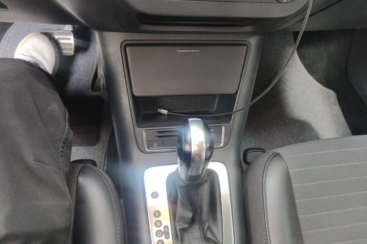 Used Volkswagen Tiguan L 2015 1.8TSI Automatic Two-Wheel Drive Trend Edition