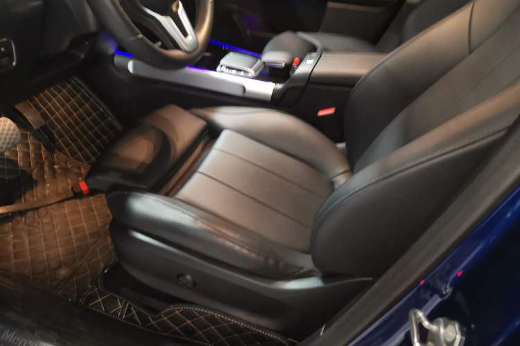 Used Mercedes-Benz EQB 2022 EQB 260 Left Front Seat