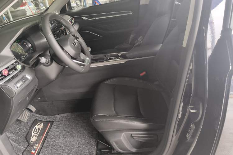 Used Geely Auto Emgrand 2022 4th Generation 1.5L CVT Luxury Model