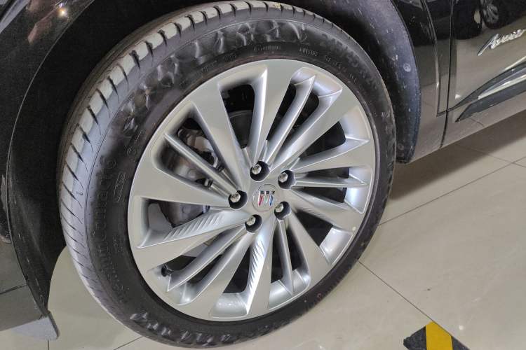 Used Buick Envision 2026 Model Equinox Plus Four-Wheel-Drive Avenir Aivia