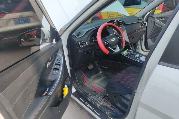 Used Hyundai ix25 2020 1.5L CVT DLX Prestige Version Driver Seat