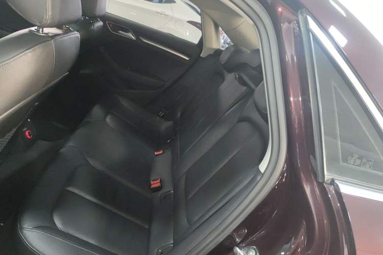 Used Audi A3 2015 Limousine 35 TFSI Millionth Anniversary Comfort Model