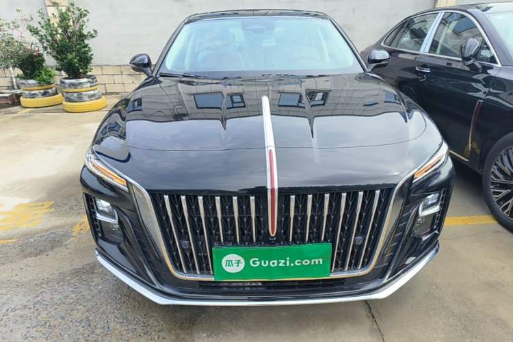 Used Hongqi H5 2025 2.0T Automatic Flag Edition – 500 000 Units Commemorative Version