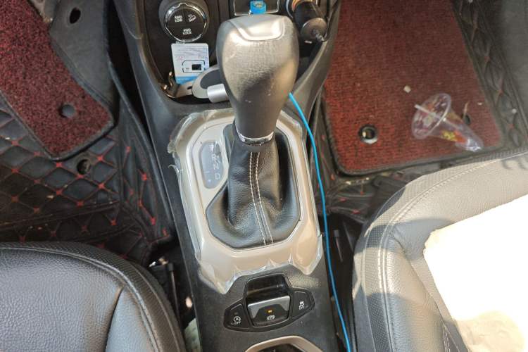 Used Jeep Renegade 2017 180TS Automatic All-Wheel Drive Versatile Edition
