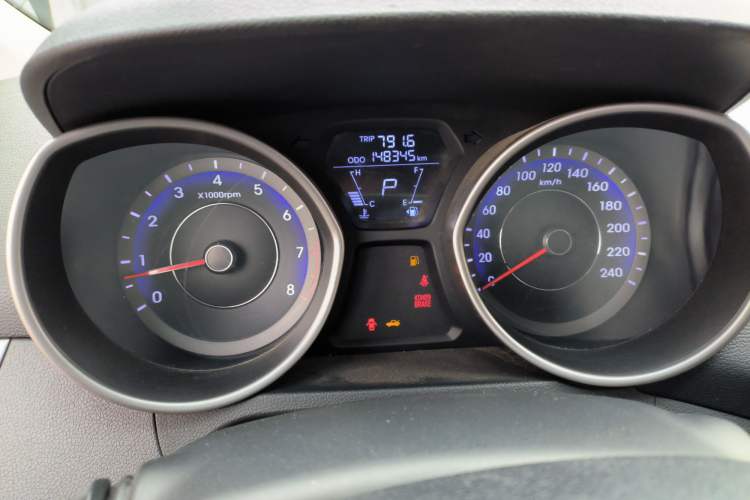 Used Hyundai Elantra (5th Generation / Langdong) 2012 1.6L Automatic Fashion Edition