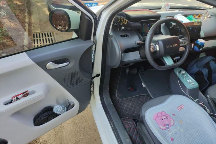 Used Changan Lumin 2022 210km Sweet Edition