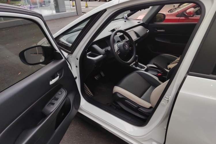 Used Honda Fit 2023 1.5L CVT Trendy Sports Edition Driver Seat