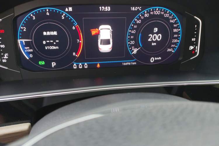 Used Volkswagen Passat 2020 Revised Version 330TSI Luxury Edition China VI Standard Odometer Close Up