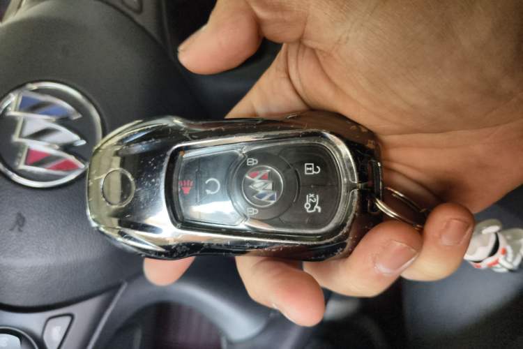 Used Buick LaCrosse 2021 552T Luxury Version Vehicle Key