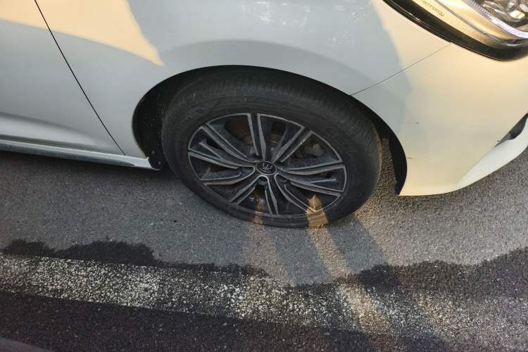 Used BYD Song MAX New Energy 2019 DM 1.5T Smart Connect Advanced 6-Seater China VI Standard