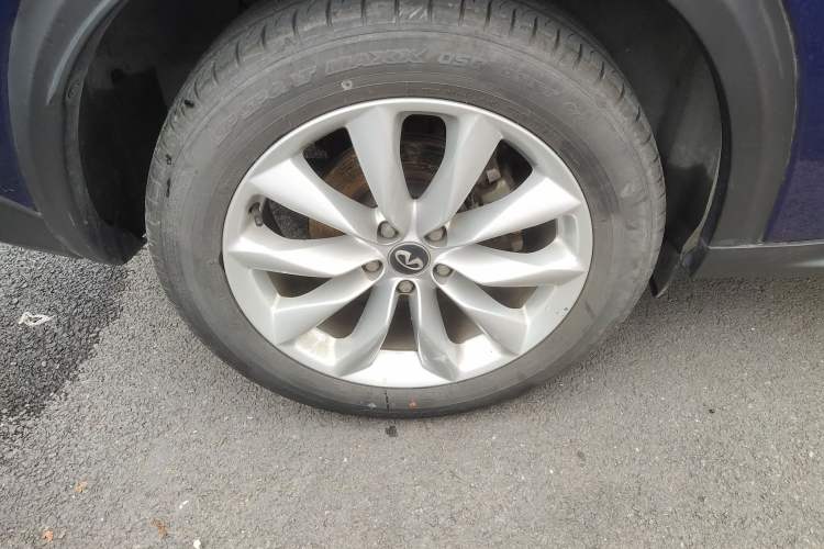 Used Infiniti QX50 2018 2.0T Two-Wheel Drive Fashion Edition Right Rear Wheel Hub