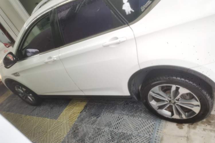 Used Luxgen U6 SUV 2017 1.8T Enhanced Charm Edition
