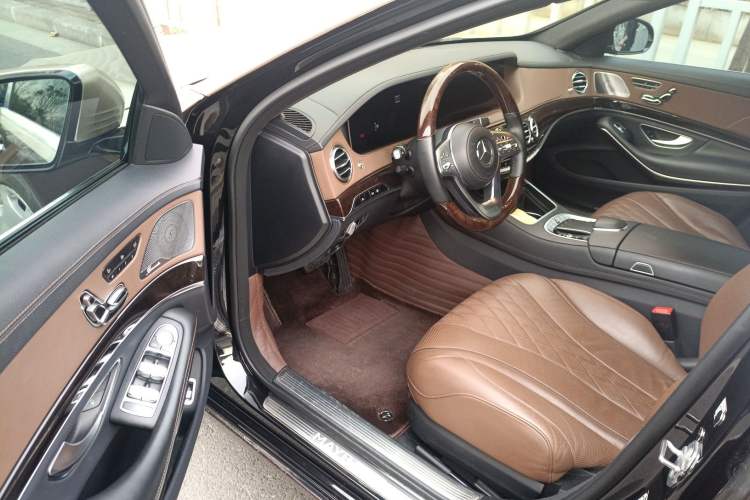 Used Mercedes-Benz Maybach S-Class 2019 S 450 4MATIC Driver Seat