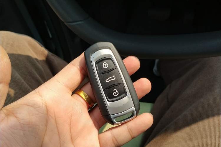 Used Geely Galaxy Panda 2024 Panda Mini 200km Longteng PRO Edition