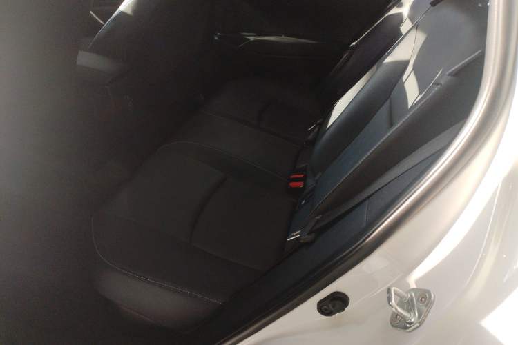 Used Toyota FRONTLANDER 2023 2.0L Smart Electric Hybrid Dual-Engine Deluxe Version