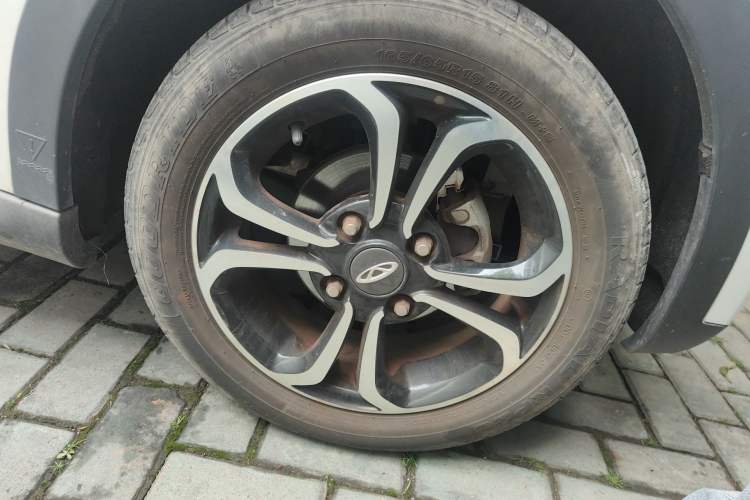 Used Chery QQ Little Ant 2021 150 000 Yuan Ant Fan Edition Ant Trend Version Lithium Iron Phosphate Right Front Wheel Hub