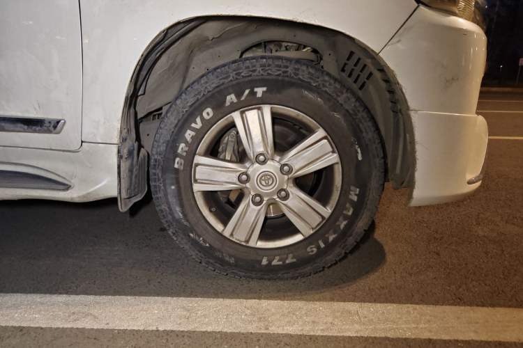 Used Toyota Land Cruiser 2014 4.0L Automatic Parallel Import Version 5 Seats
