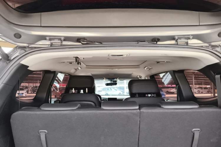 Used Hyundai Custo 2021 380TGDi Smart Love Flagship Edition TOP Premium Headliner