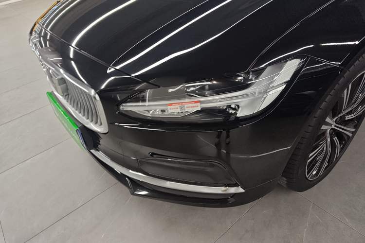 Used Volvo S90 2023 B5 Zhiyuan Luxury Edition