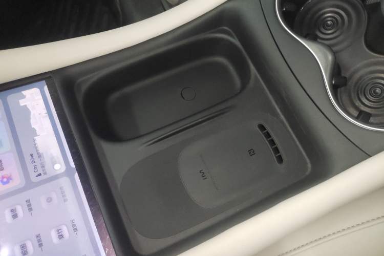 Used IM L6 2024 Max Standard Edition Interior 1