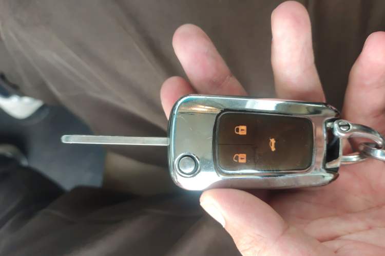 Used Chevrolet Monza 2020 320 Automatic Enjoyment Edition Vehicle Key