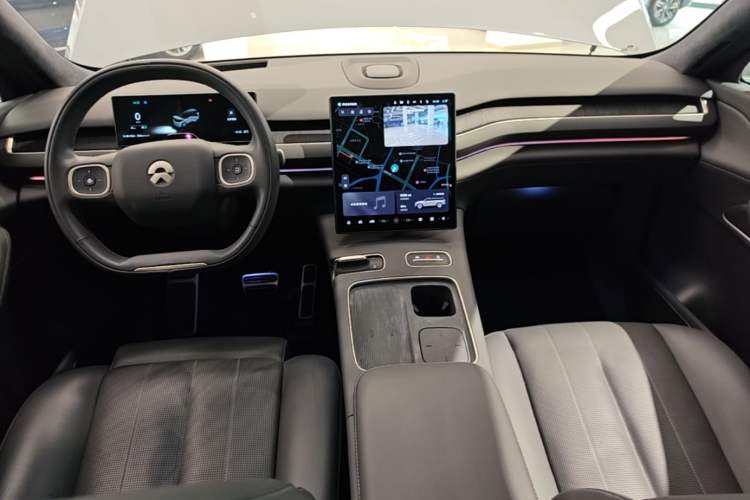 Used Nio ES8 2023 75 kWh
