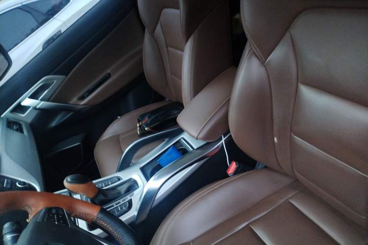 Used Geely Auto Emgrand X7 Sport 2016 1.8TD Automatic ZhiZun Version