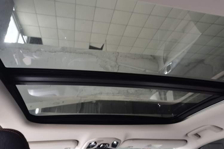 Used Lynk & Co 06 EM-P 2022 PHEV 84 km Range Pro Version