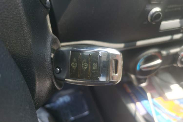 Used Kia K2 2017 Sedan 1.4L Automatic GLS