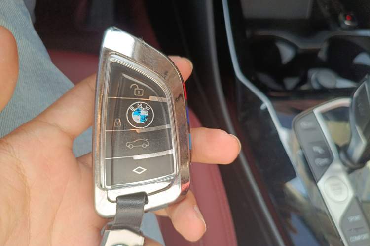 Used BMW X3 2023 xDrive25i M Sport Package Vehicle Key