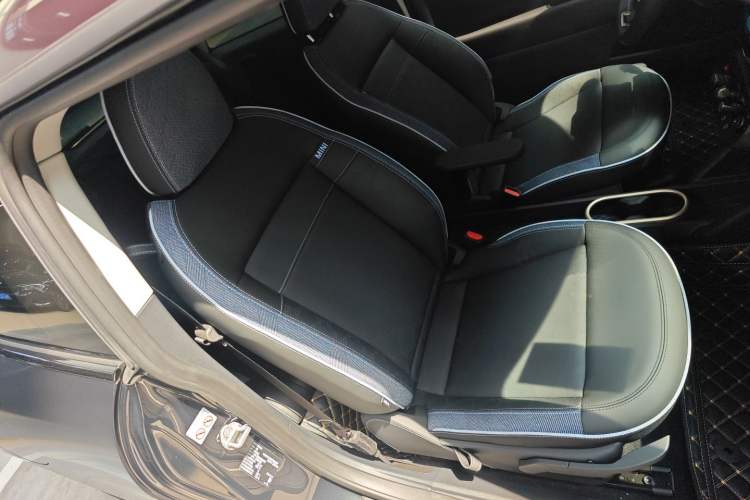 Used MINI Electric COOPER 2024 456km COOPER E Classic Edition