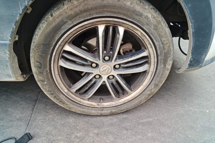 Used BAIC Weiwang M60 2017 1.5L Manual Platinum Edition
