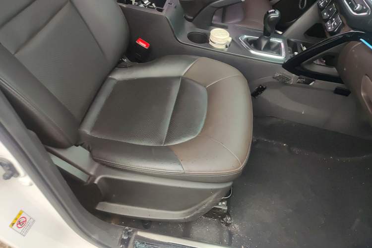 Used GAC Trumpchi GS4 2017 235T Manual Two-Wheel Drive Luxury Edition
