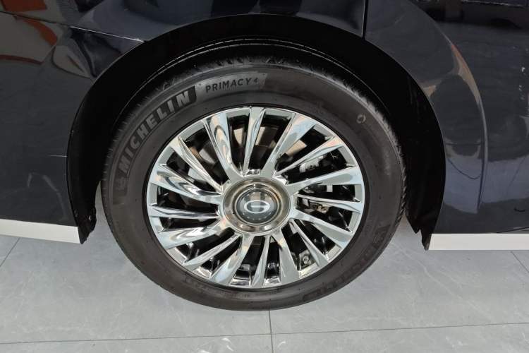 Used GAC Trumpchi M8 2025 Zongshi Series Super Hybrid Edition