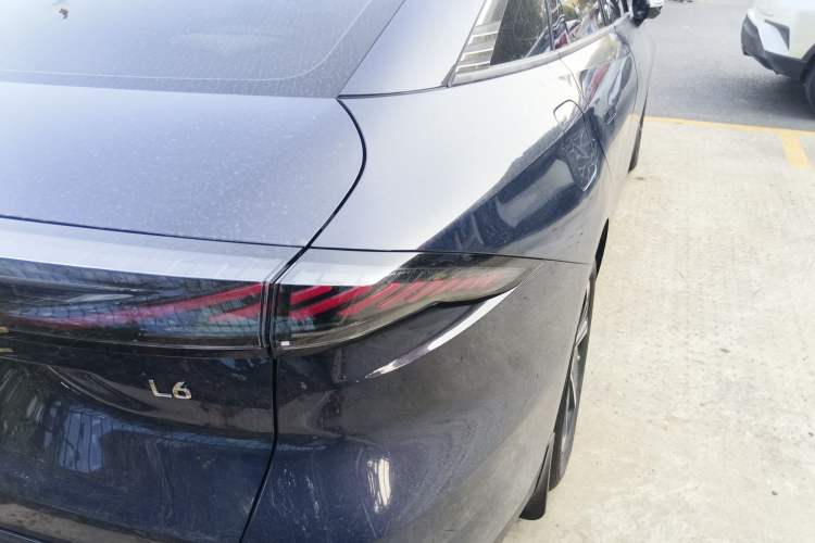 Used Geely Galaxy L6 2023 125km MAX Exterior 3