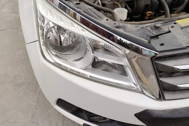 Used Venucia T70 2015 1.6L Manual Ruixing Edition
