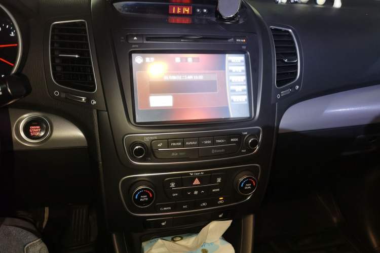 Used Kia Sorento 2013 2.4L 7-Seater Gasoline Luxury Version China IV Standard
