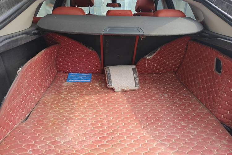 Used BMW X6 2016 xDrive35i Base Model Middle East Trunk