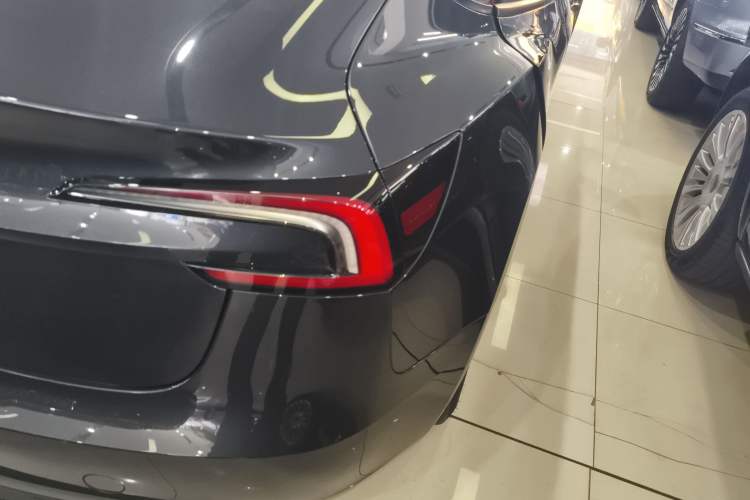 Used Tesla Model 3 2023 Rear-Wheel-Drive Version
