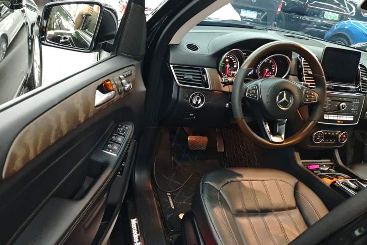 Used Mercedes-Benz GLS 2016 GLS 400 4MATIC Dynamic Model