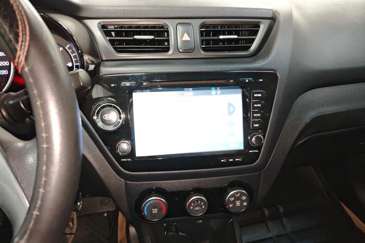 Used Kia K2 2015 Sedan 1.4L Automatic GLS