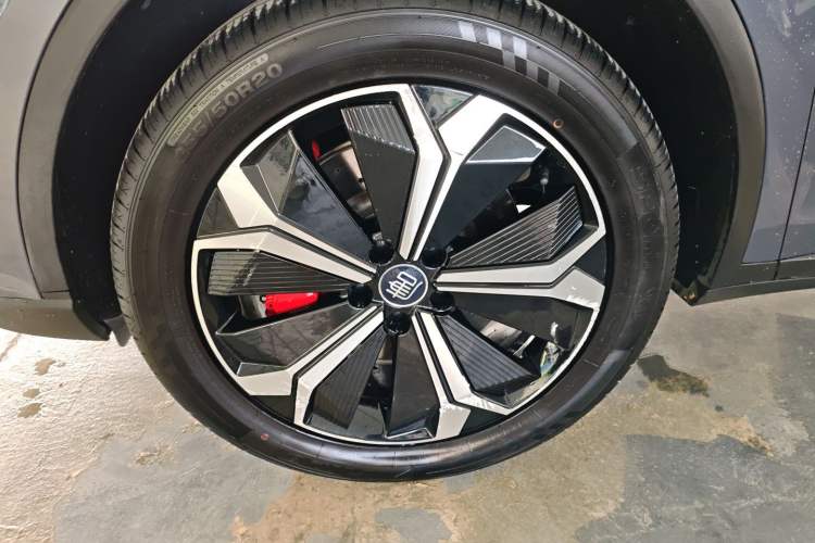 Used BYD Tang New Energy 2022 EV 730KM Luxury Model
