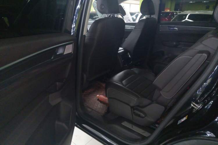 Used Volkswagen Teramont 2019 330TSI Two-Wheel-Drive Luxury Edition China VI Standard