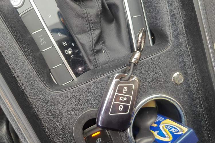 Used Volkswagen Magotan 2018 Facelift 330TSI DSG Luxury Model