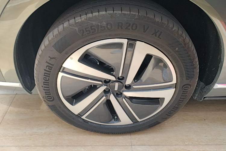 Used Wey Lanshan 2025 Four-Wheel Drive Max