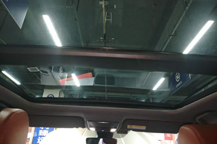 Used Honda UR-V 2017 370TURBO Four-Wheel Drive Prestige Edition China V