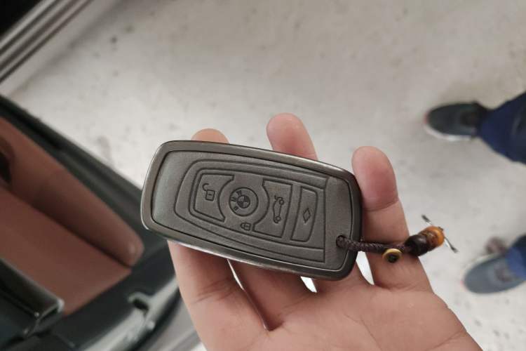 Used BMW 5 Series 2017 525Li Leading Model
