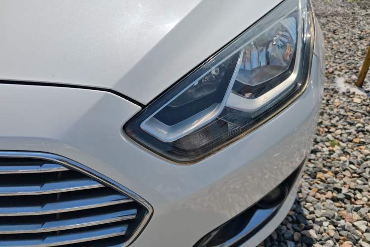 Used Ford Escort 2015 1.5L Automatic Fashion Model